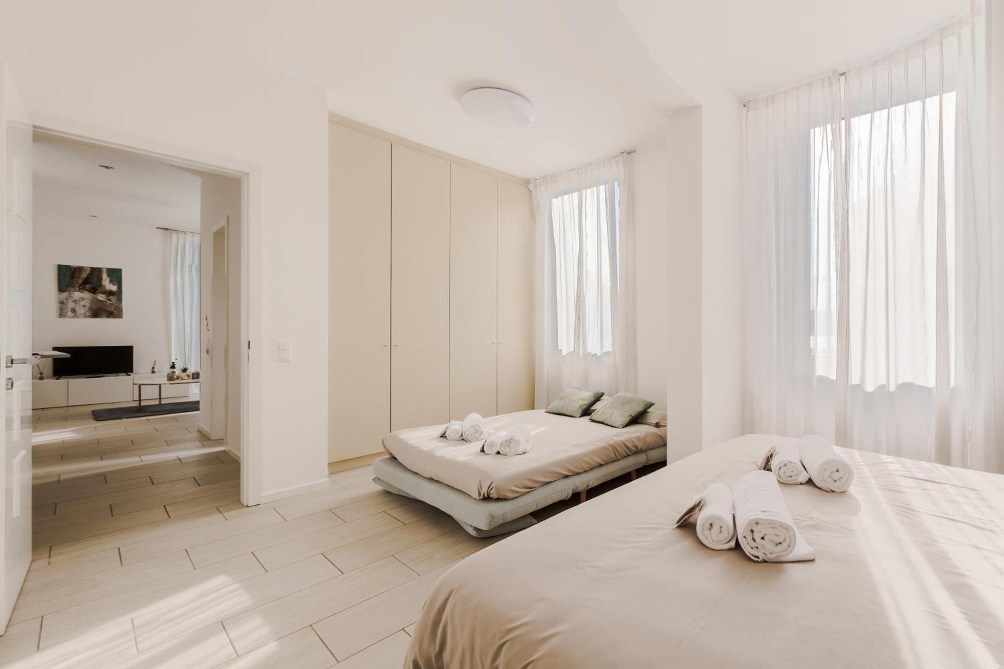 Front Lake Pearl 5 For 6Pax -By Easylife Swiss Lugano Ngoại thất bức ảnh